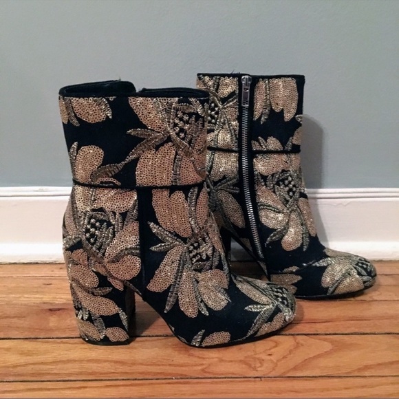 NWT Steve Madden Women's Goldie Ankle Boot Size 7.5 - Picture 8 of 9